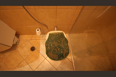 Casa à venda com 180m², 3 quartos e 3 vagasBanheiro /Quarto 2