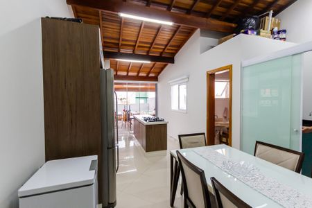 Apartamento à venda com 139m², 2 quartos e 2 vagas Apartamento à venda com 139m², 2 quartos e 2 vagasEspaço Gourmet