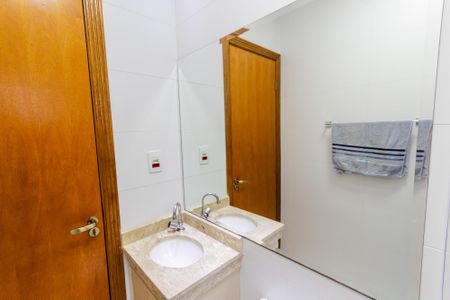 Apartamento à venda com 139m², 2 quartos e 2 vagas Apartamento à venda com 139m², 2 quartos e 2 vagasBanheiro Social