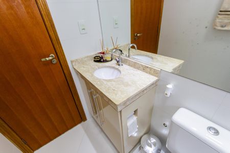 Apartamento à venda com 139m², 2 quartos e 2 vagas Apartamento à venda com 139m², 2 quartos e 2 vagasBanheiro da Suíte