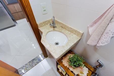 Apartamento à venda com 139m², 2 quartos e 2 vagas Apartamento à venda com 139m², 2 quartos e 2 vagasLavabo