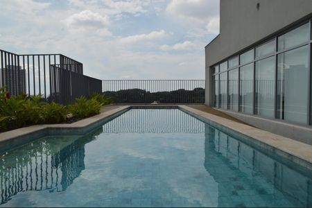 Studio para alugar com 27m², 1 quarto e sem vagaPiscina