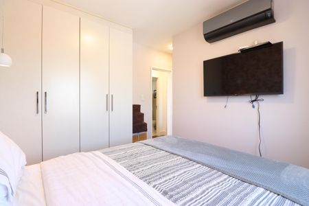 Apartamento à venda com 77m², 2 quartos e 2 vagasSuíte