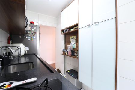 Apartamento à venda com 77m², 2 quartos e 2 vagasCozinha