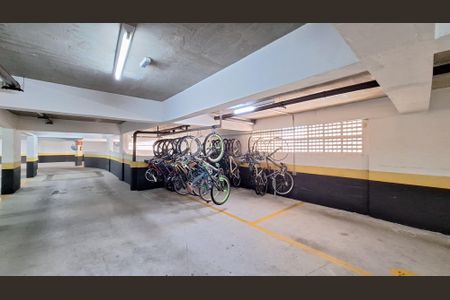 Apartamento à venda com 77m², 2 quartos e 2 vagas Apartamento à venda com 77m², 2 quartos e 2 vagasGaragem