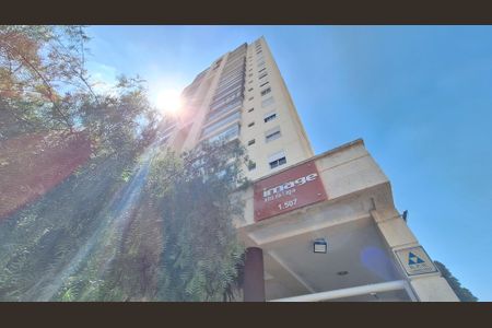 Apartamento à venda com 77m², 2 quartos e 2 vagas Apartamento à venda com 77m², 2 quartos e 2 vagasFachada