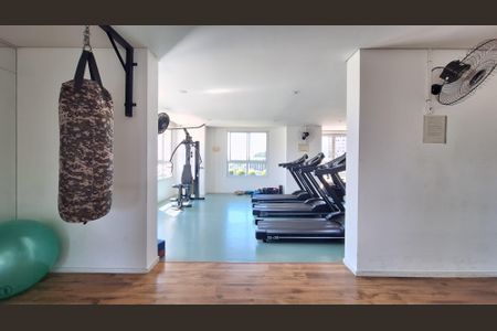 Apartamento à venda com 77m², 2 quartos e 2 vagas Apartamento à venda com 77m², 2 quartos e 2 vagasÁrea comum - Academia