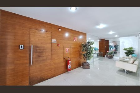 Apartamento à venda com 77m², 2 quartos e 2 vagas Apartamento à venda com 77m², 2 quartos e 2 vagasÁrea comum