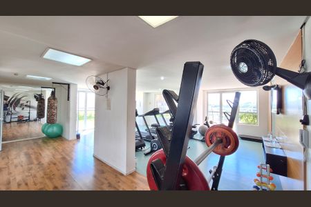 Apartamento à venda com 77m², 2 quartos e 2 vagas Apartamento à venda com 77m², 2 quartos e 2 vagasÁrea comum - Academia