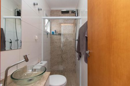 Casa de condomínio à venda com 99m², 3 quartos e 1 vaga Casa de condomínio à venda com 99m², 3 quartos e 1 vagaBanheiro da Suíte 2