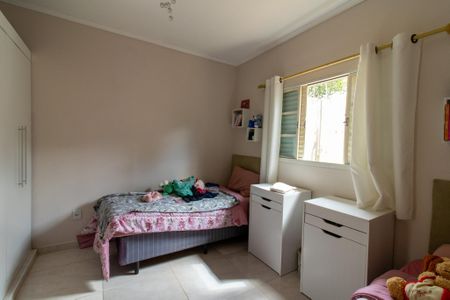 Casa à venda com 170m², 3 quartos e 4 vagasQuarto 2