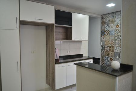 Apartamento para alugar com 110m², 2 quartos e 2 vagasCozinha