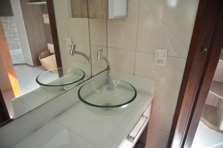 Apartamento para alugar com 110m², 2 quartos e 2 vagasBanheiro da Suíte