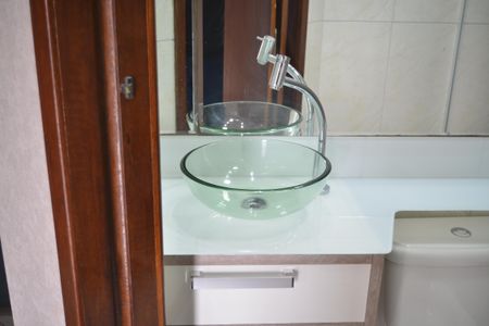 Apartamento para alugar com 110m², 2 quartos e 2 vagasBanheiro Social