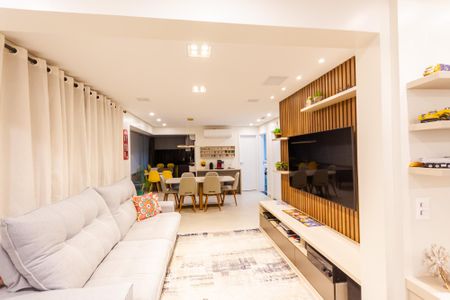 Apartamento à venda com 161m², 3 quartos e 3 vagas Apartamento à venda com 161m², 3 quartos e 3 vagasSala