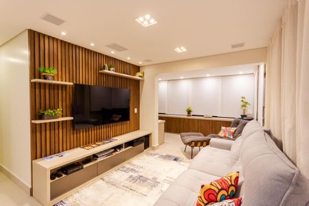 Apartamento à venda com 161m², 3 quartos e 3 vagas Apartamento à venda com 161m², 3 quartos e 3 vagasSala