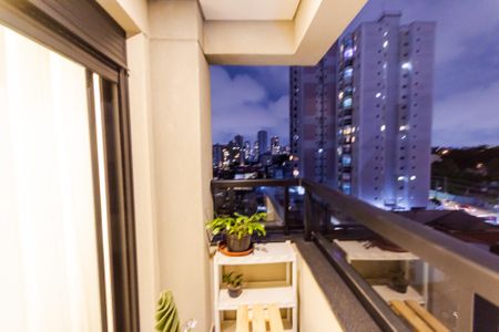 Apartamento à venda com 161m², 3 quartos e 3 vagas Apartamento à venda com 161m², 3 quartos e 3 vagasVaranda da Suíte 2