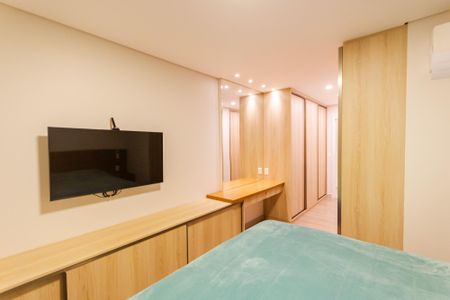 Apartamento à venda com 161m², 3 quartos e 3 vagas Apartamento à venda com 161m², 3 quartos e 3 vagasSuíte 2