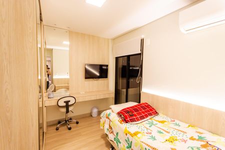 Apartamento à venda com 161m², 3 quartos e 3 vagas Apartamento à venda com 161m², 3 quartos e 3 vagasSuíte 3