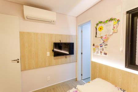 Apartamento à venda com 161m², 3 quartos e 3 vagas Apartamento à venda com 161m², 3 quartos e 3 vagasSuíte 1