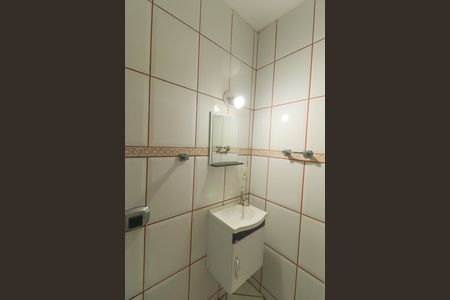 Casa à venda com 128m², 2 quartos e 1 vagaBanheiro