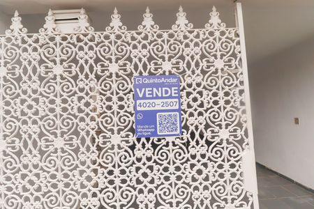 Casa à venda com 128m², 2 quartos e 1 vagaFachada