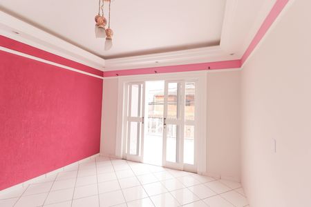 Casa à venda com 128m², 2 quartos e 1 vagaSala