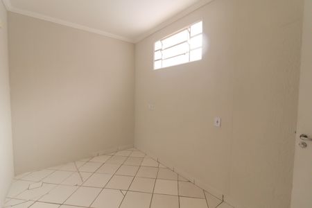 Casa à venda com 128m², 2 quartos e 1 vagaQuarto