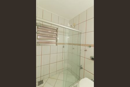 Casa à venda com 128m², 2 quartos e 1 vagaBanheiro