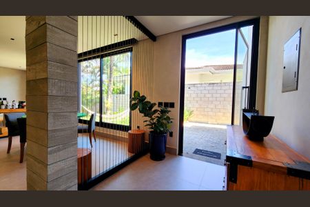 Casa de condomínio à venda com 500m², 4 quartos e 6 vagasSala