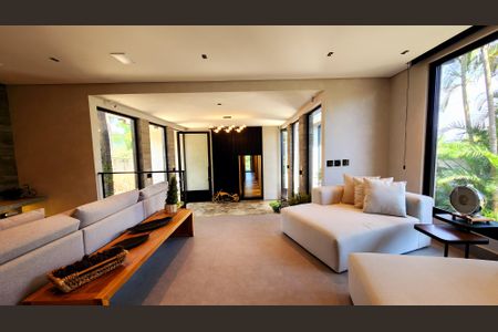 Casa de condomínio à venda com 500m², 4 quartos e 6 vagasSala