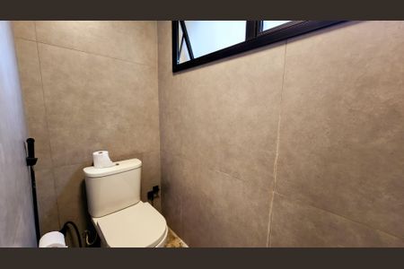 Casa de condomínio à venda com 500m², 4 quartos e 6 vagasVestiário