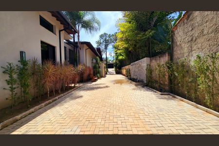 Casa de condomínio à venda com 500m², 4 quartos e 6 vagasQuintal