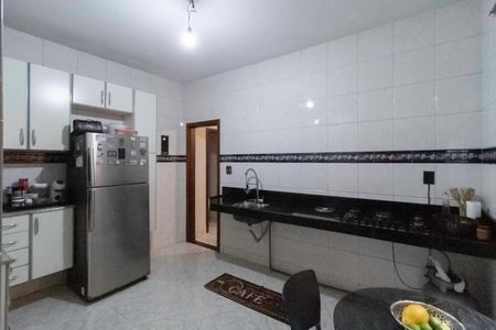 Casa à venda com 846m², 4 quartos e 3 vagasCozinha