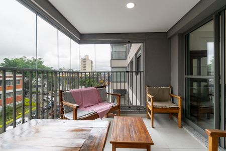 Apartamento para alugar com 56m², 2 quartos e 1 vaga Apartamento para alugar com 56m², 2 quartos e 1 vagaVaranda