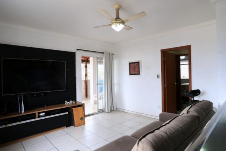 Apartamento à venda com 184m², 4 quartos e 2 vagasSala de TV