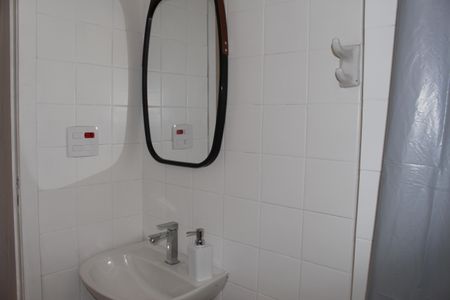 Banheiro Social de kitnet/studio à venda com 1 quarto, 40m² em Santa Cecilia, São Paulo