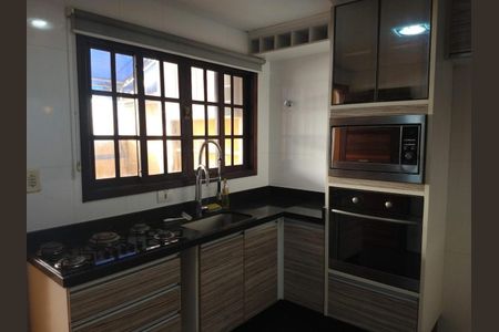 Cozinha de casa à venda com 3 quartos, 230m² em Itaquera, São Paulo