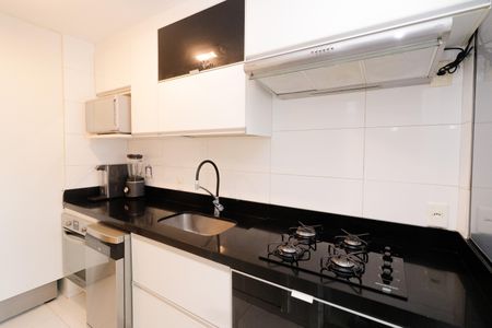 Apartamento à venda com 96m², 2 quartos e 1 vagaCozinha