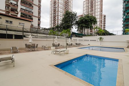 Apartamento à venda com 96m², 2 quartos e 1 vagaÁrea comum