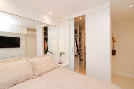 Apartamento à venda com 96m², 2 quartos e 1 vagaSuíte