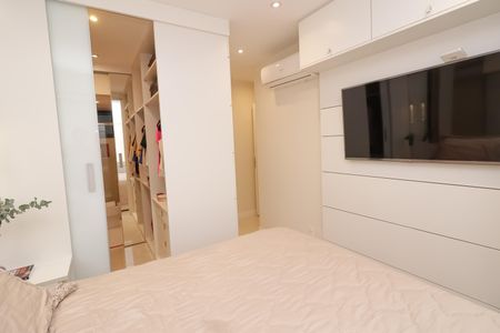 Apartamento à venda com 96m², 2 quartos e 1 vagaBanheiro/Suíte