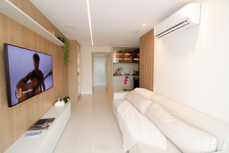 Apartamento à venda com 96m², 2 quartos e 1 vagaSala