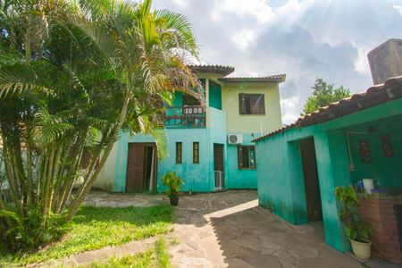 Casa à venda com 176m², 4 quartos e 2 vagas Casa à venda com 176m², 4 quartos e 2 vagasÁrea comum