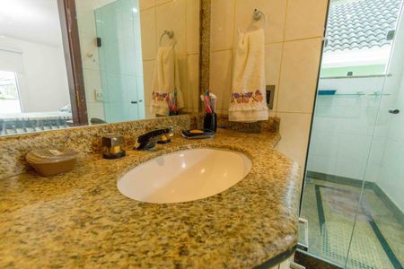 Casa de condomínio para alugar com 600m², 4 quartos e 4 vagasBanheiro da Suíte 3