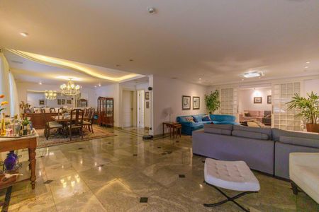 Casa de condomínio para alugar com 600m², 4 quartos e 4 vagasSala