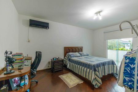 Casa de condomínio para alugar com 600m², 4 quartos e 4 vagasSuíte 3