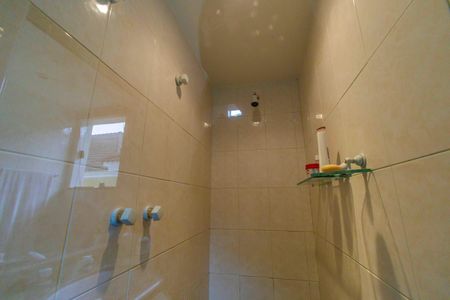 Casa de condomínio para alugar com 600m², 4 quartos e 4 vagasBanheiro da Suíte 2