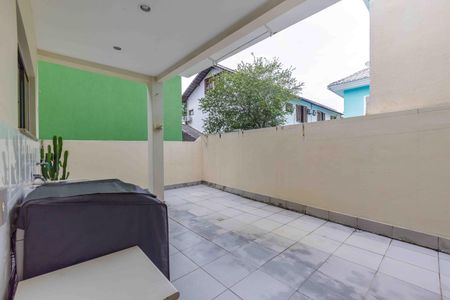 Casa de condomínio para alugar com 600m², 4 quartos e 4 vagasÁrea de Serviço