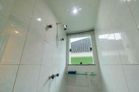 Casa de condomínio para alugar com 600m², 4 quartos e 4 vagasBanheiro da Suíte 3